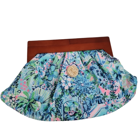 Lilly Pulitzer Bermuda Bag Clutch In Lilly's House Print NWOT 9" X 15" RARE - Picture 1 of 5